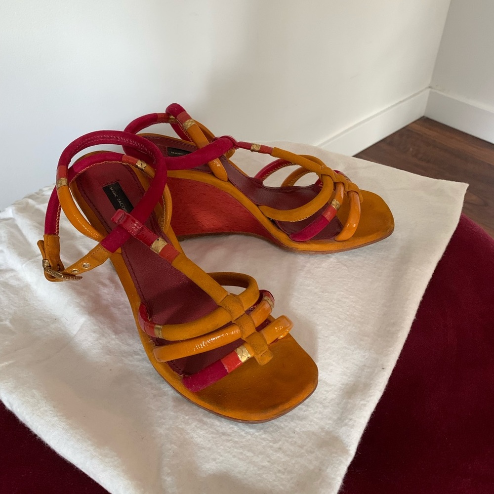 Marc Jacobs strappy wedges (size 38)